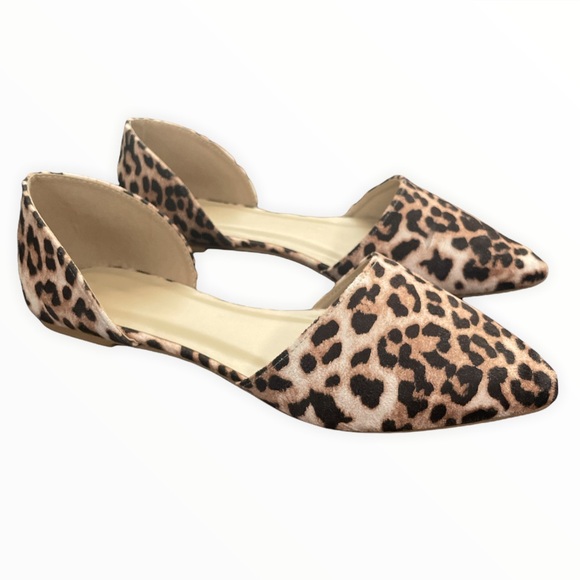Leopard Print Pointed D’Orsay Flats - Picture 2 of 10